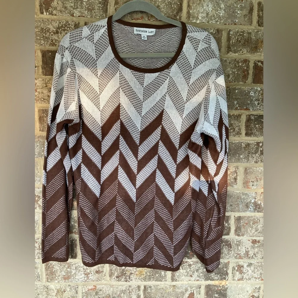 Southern Lady Brown Chevron Knit Sweater Size Medium